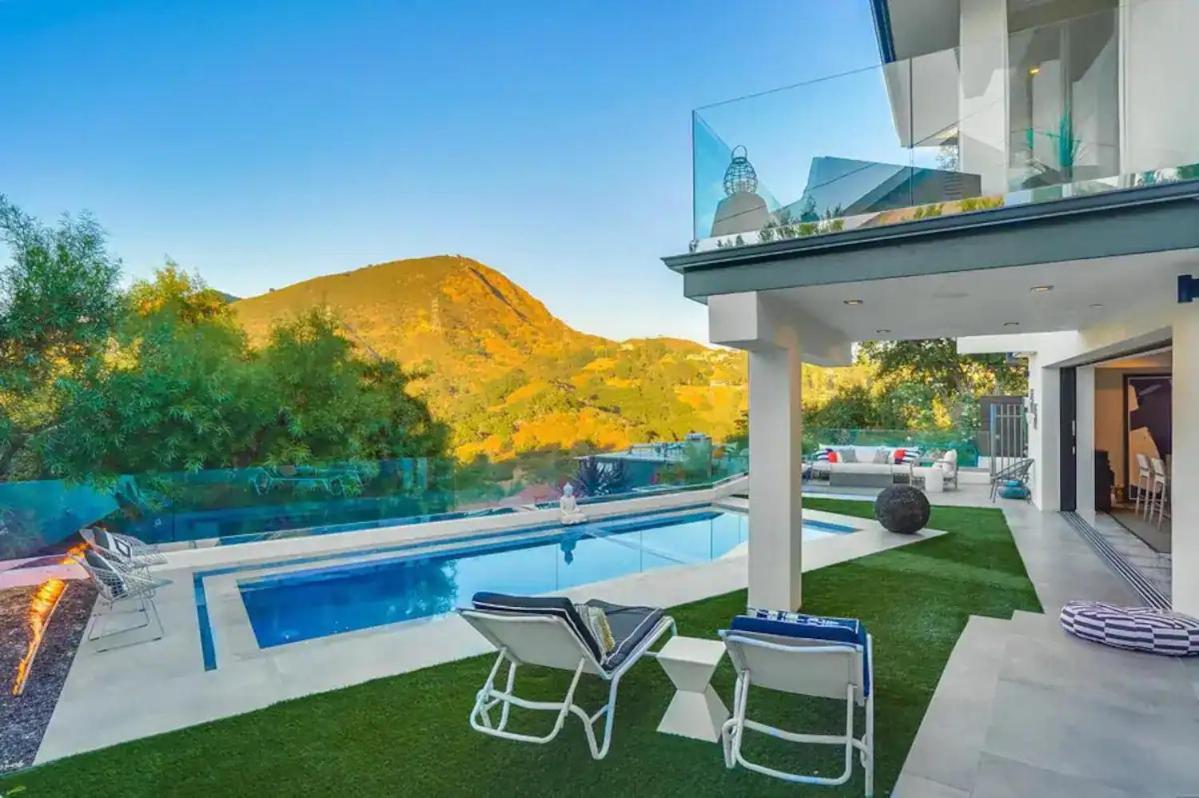 Villa Troy Hill *