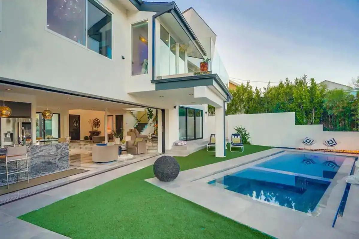 Villa Troy Hill
